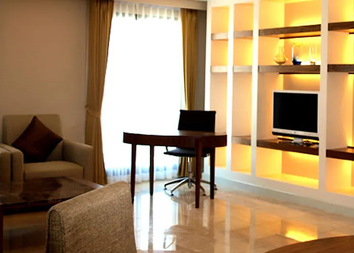 Thomson Hotel